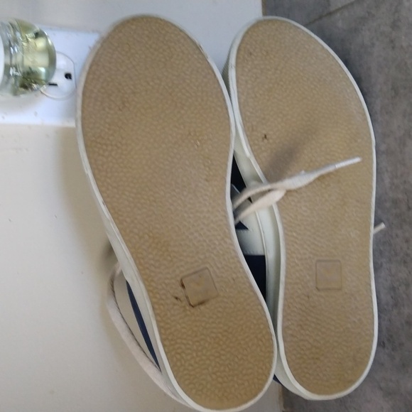 VEJA SHOES - Picture 6 of 11